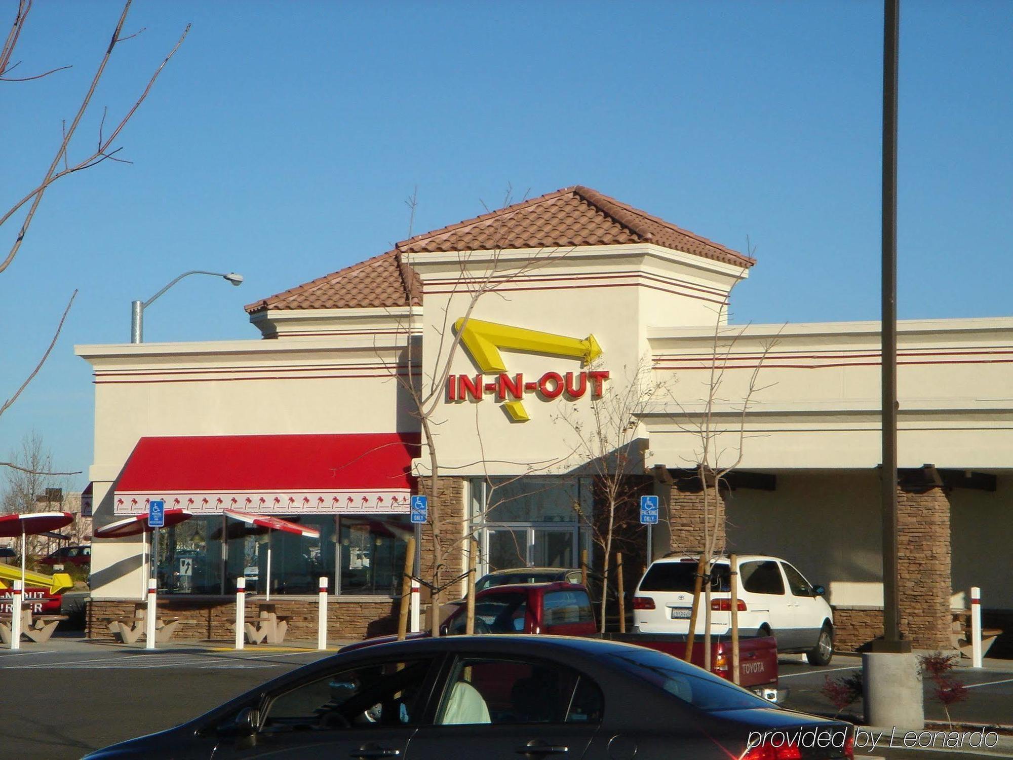 Holiday Inn Express Hotel & Suites Sacramento Airport Natomas, An Ihg Hotel Εξωτερικό φωτογραφία