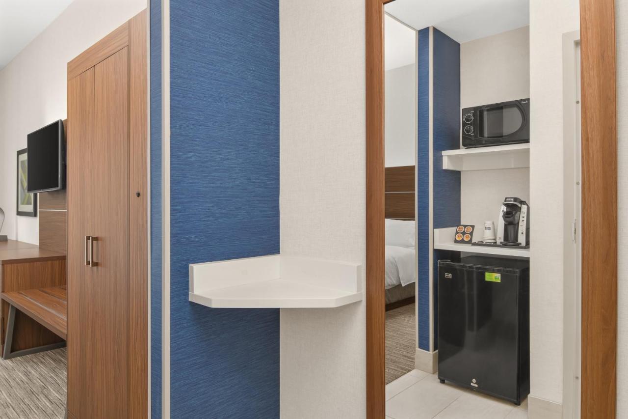 Holiday Inn Express Hotel & Suites Sacramento Airport Natomas, An Ihg Hotel Δωμάτιο φωτογραφία